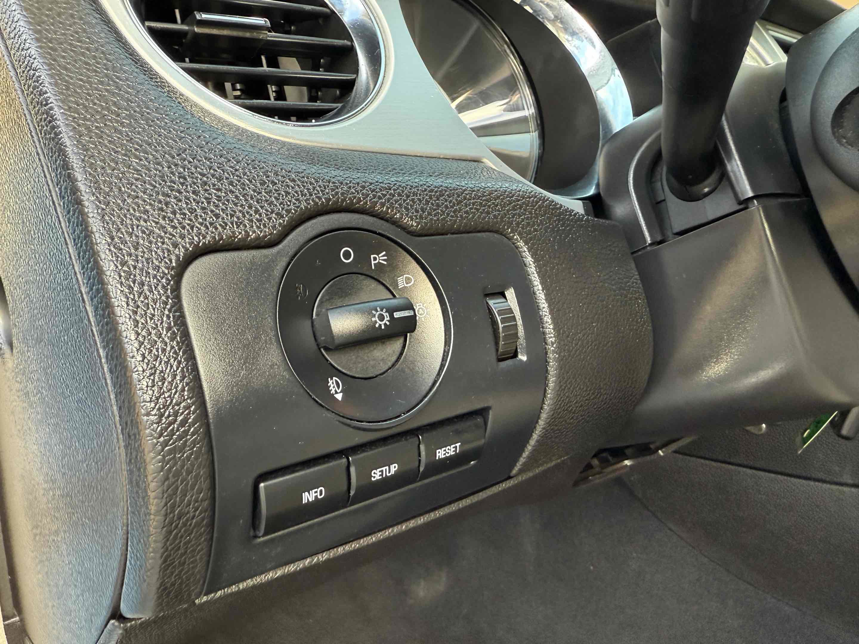 Used 2010 Ford Mustang Premium image 28