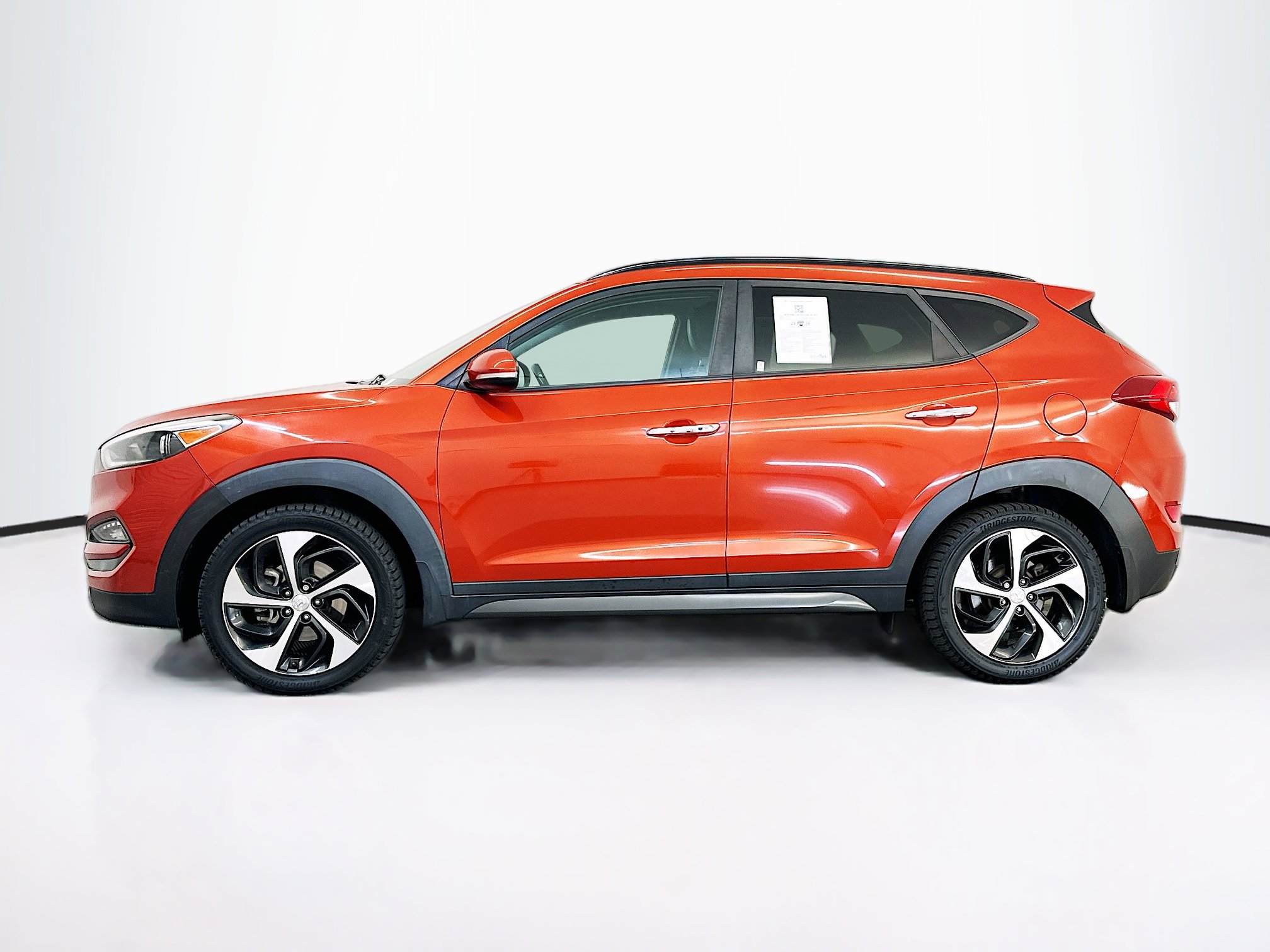 Used 2016 Hyundai Tucson Limited w/ Option Group 03 AWD/4WD image 4