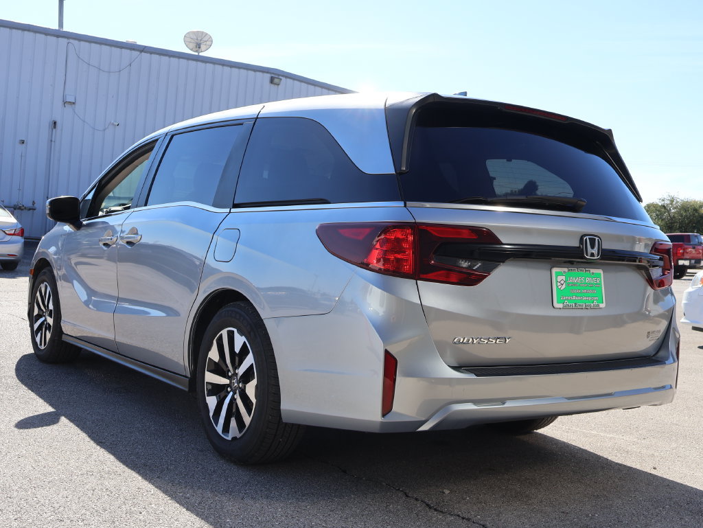 Used 2025 Honda Odyssey EX-L image 3