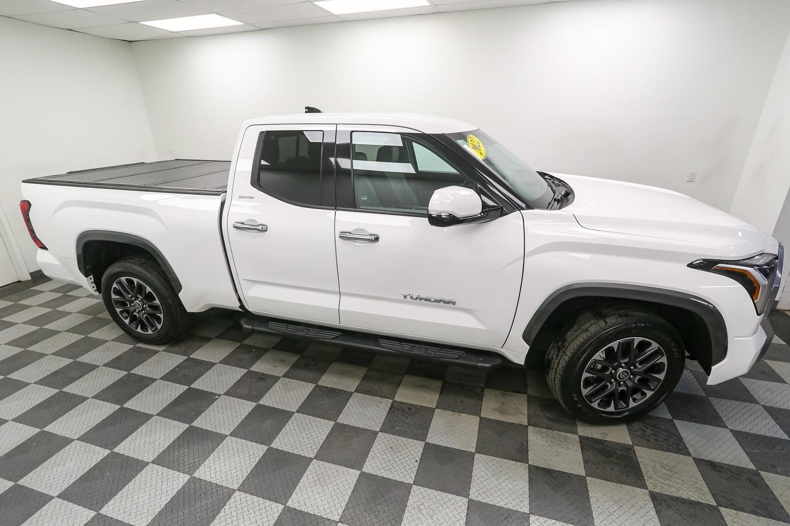Used 2022 Toyota Tundra Limited image 5