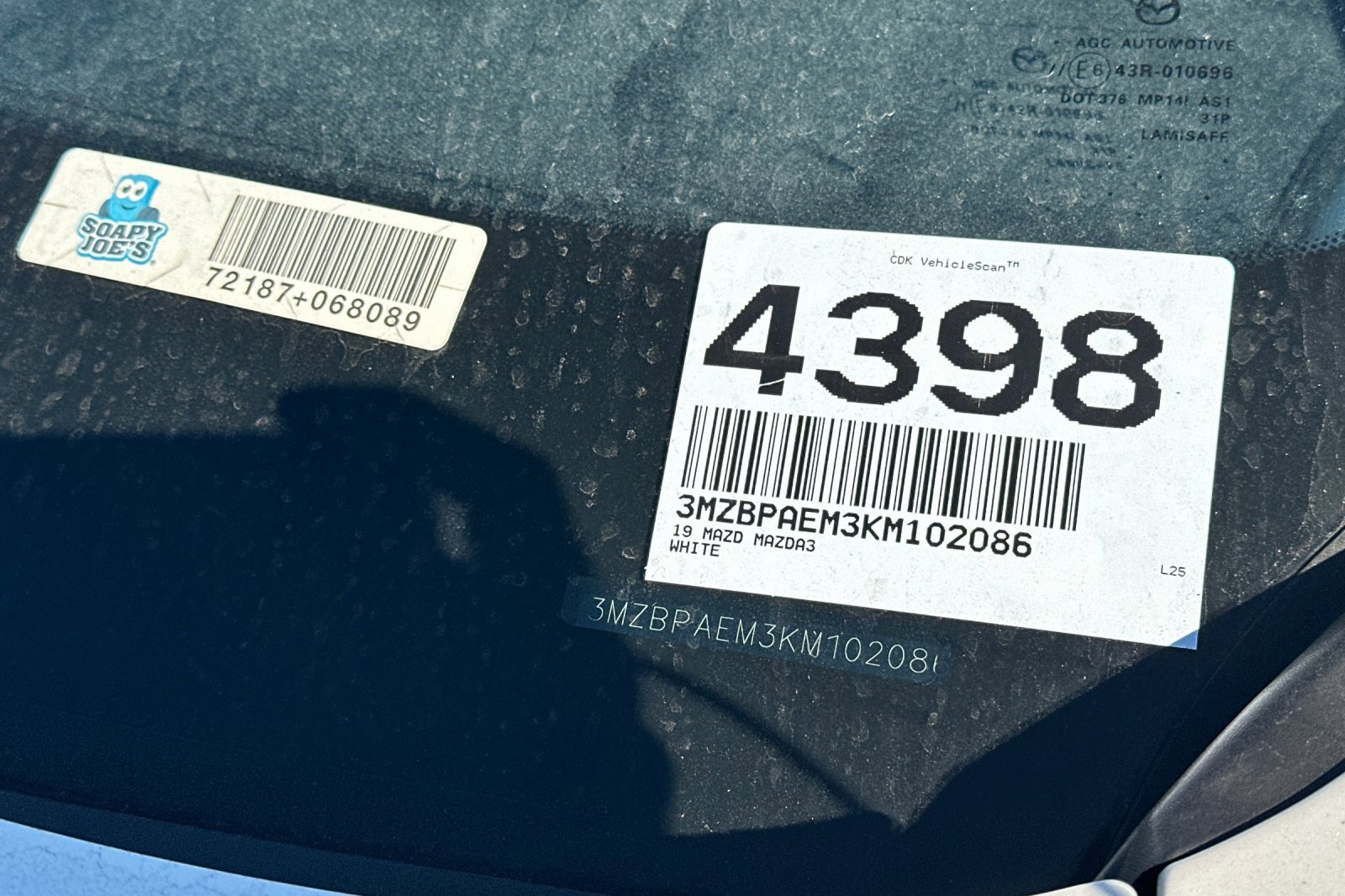 Used 2019 MAZDA MAZDA3 Sedan w/ Premium Package image 3