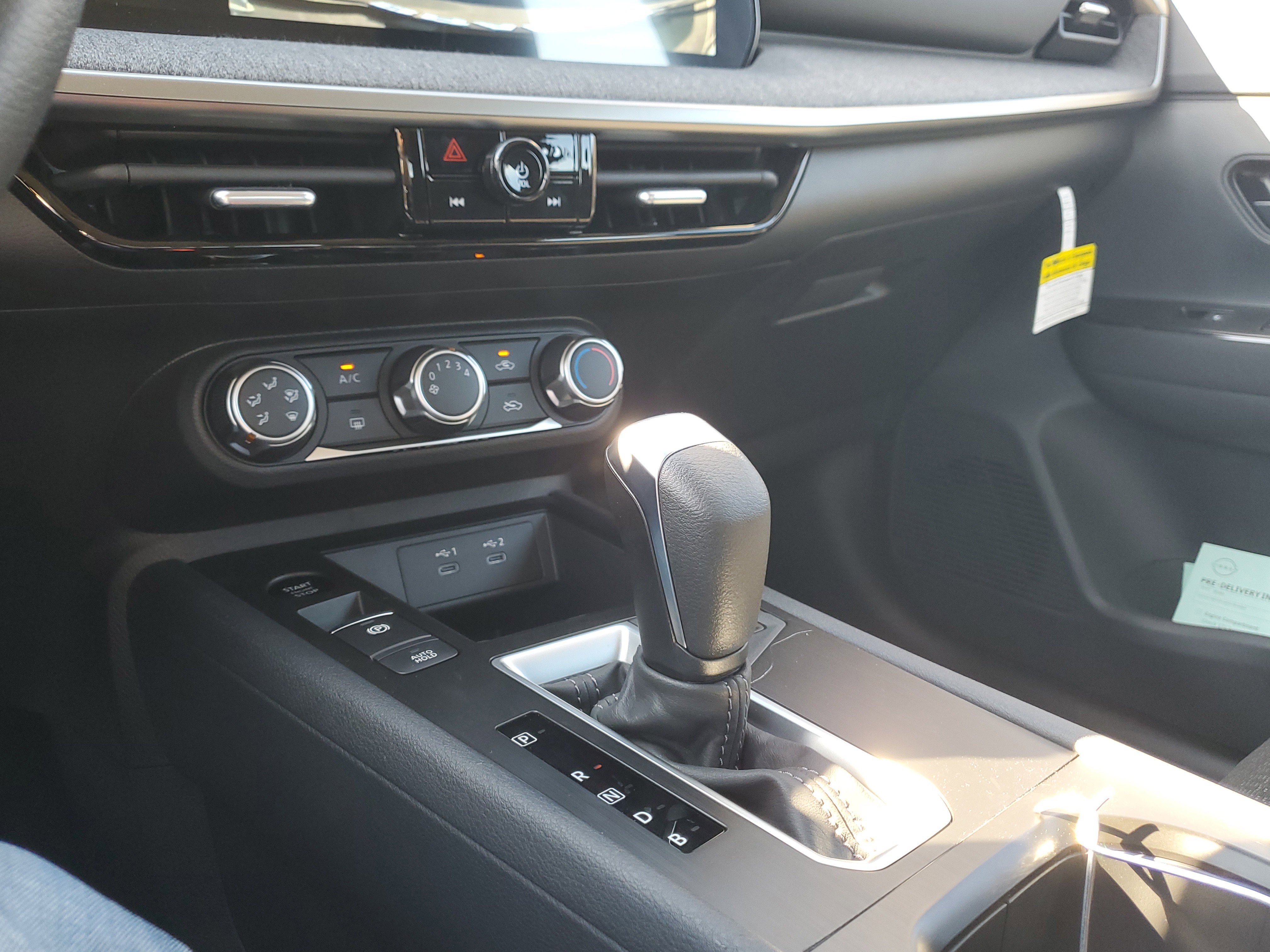 New 2026 Nissan Kicks S image 14