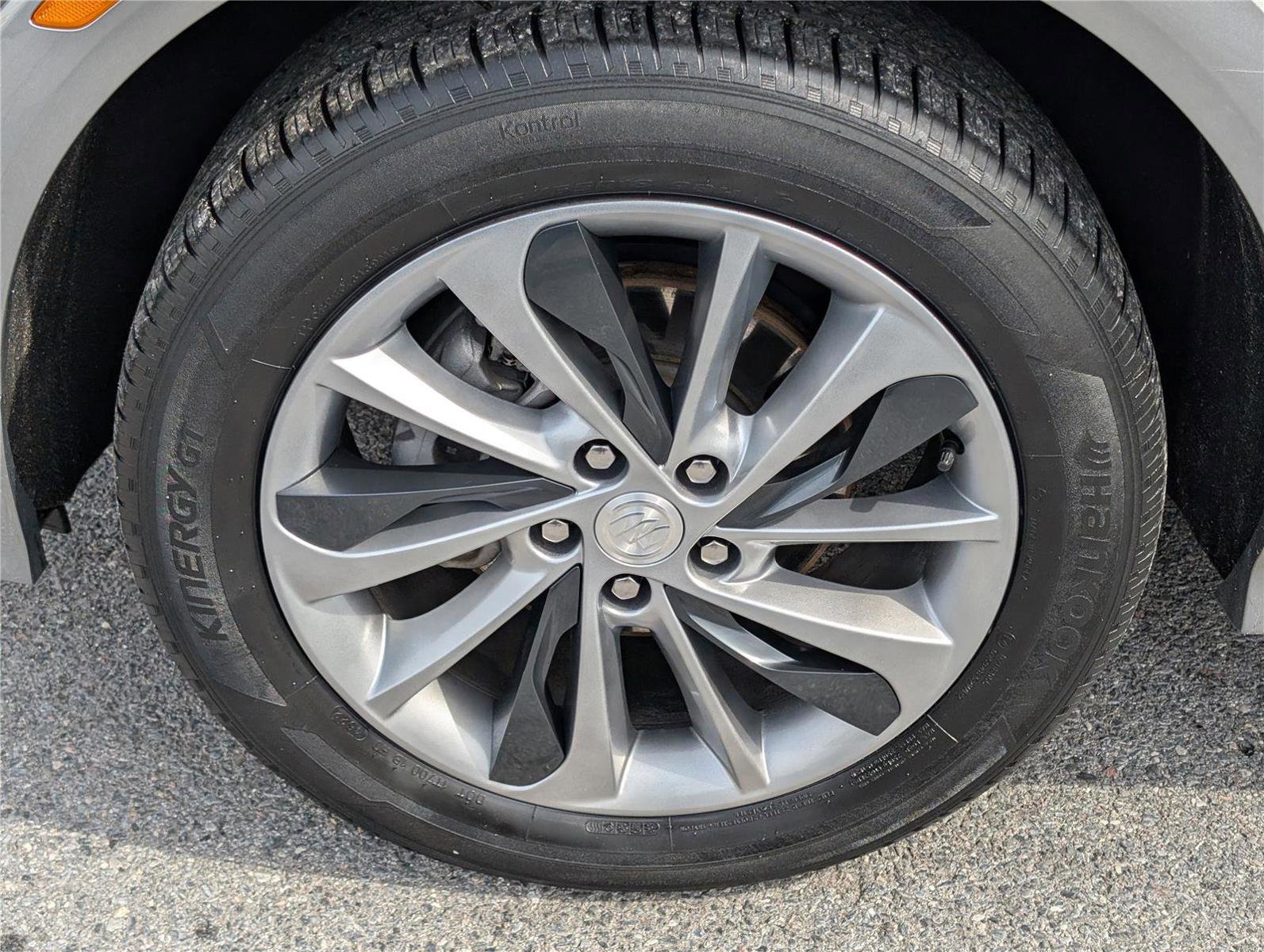 Used 2023 Buick Encore GX Select w/ Experience Buick Package image 11