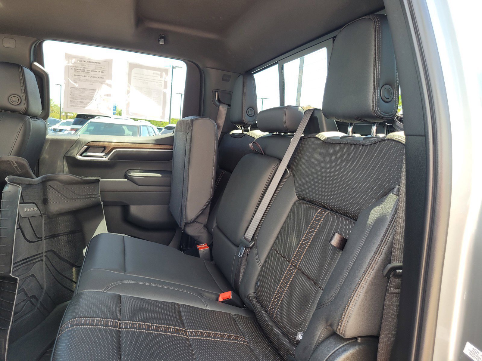 Used 2025 Chevrolet Silverado 1500 High Country AWD/4WD image 13