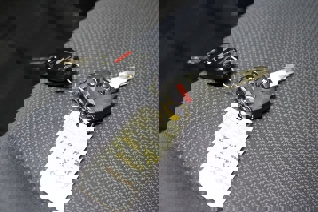 Used 2013 Honda Insight LX image 11