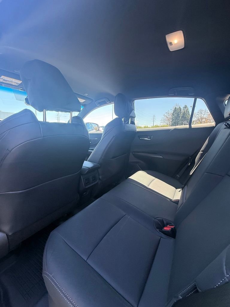 Used 2023 Toyota Venza XLE AWD/4WD image 27