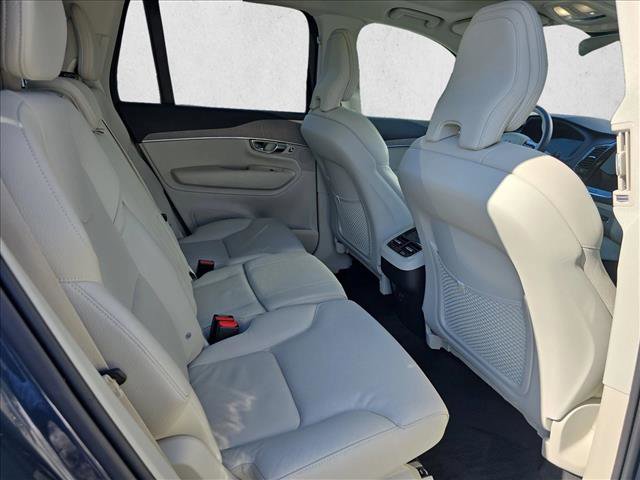 Used 2025 Volvo XC90 B6 Plus w/ Protection Package Premier AWD/4WD image 11