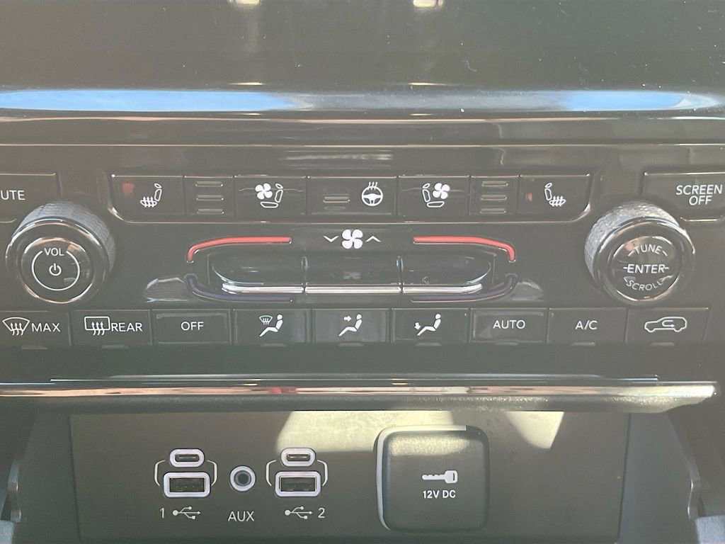 Used 2023 Jeep Grand Cherokee Summit image 21