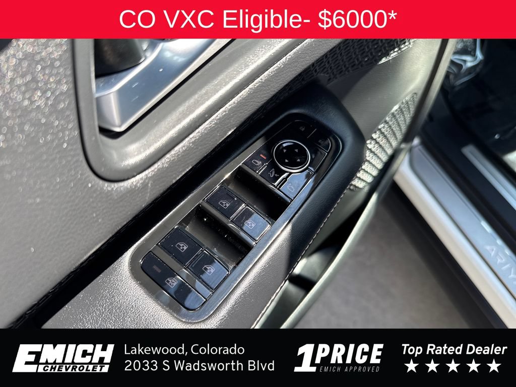 Used 2024 Nissan Ariya AWD image 11