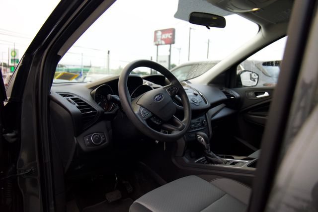 Used 2018 Ford Escape SE AWD/4WD image 12