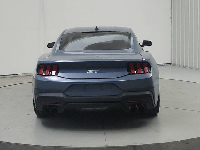 Used 2026 Ford Mustang GT Premium RWD image 7