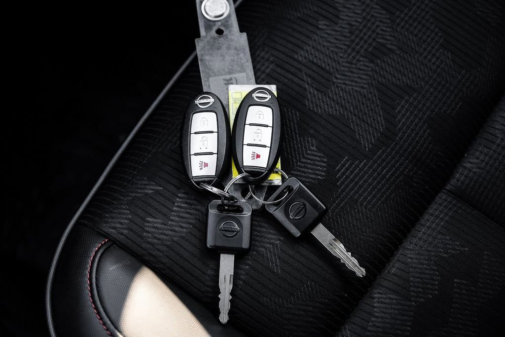 Used 2023 Nissan Titan PRO-4X w/ Off Road Protection Package image 59