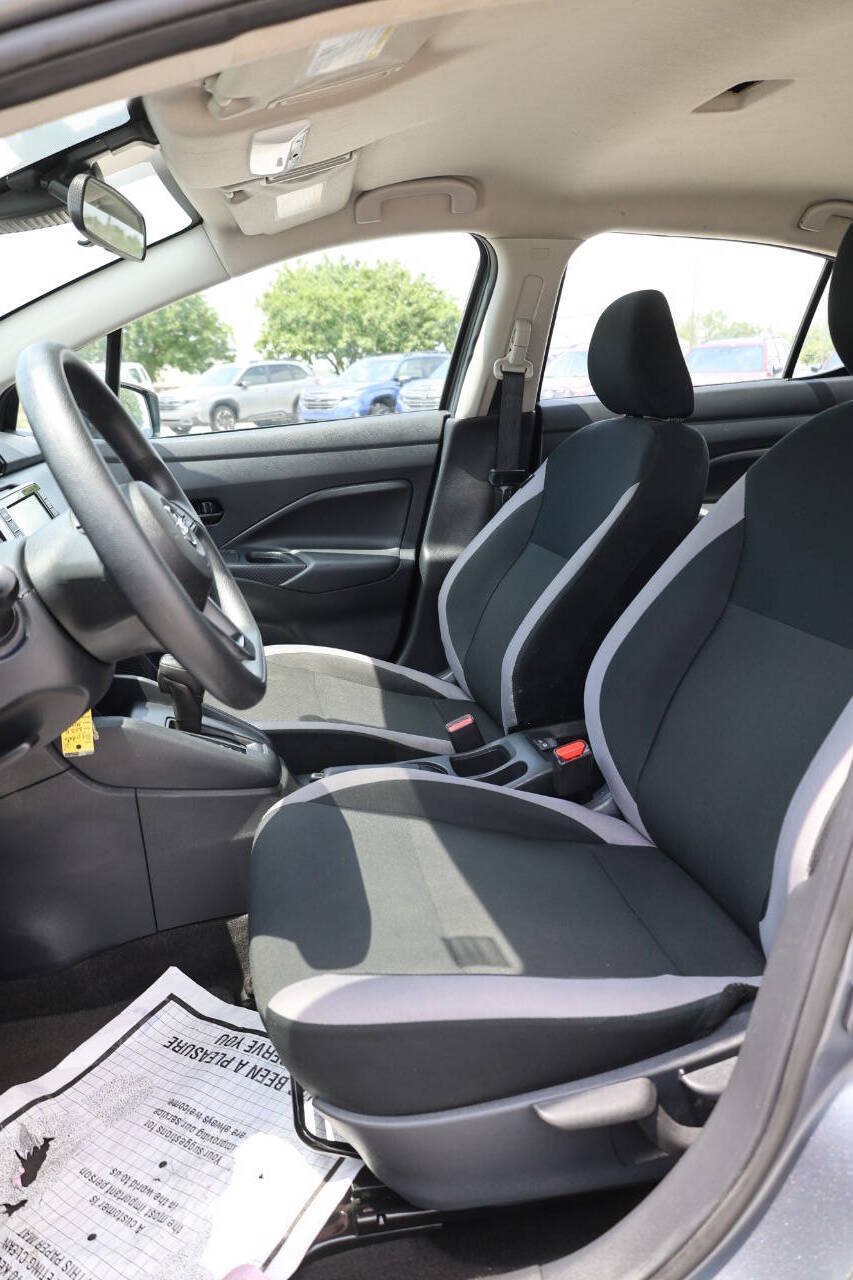 Used 2025 Nissan Versa S w/ Trunk Package FWD image 13
