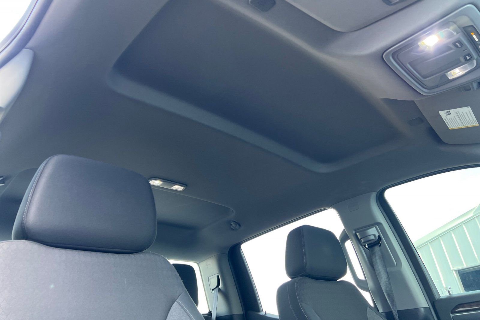 Used 2025 Chevrolet Silverado 1500 LT image 18