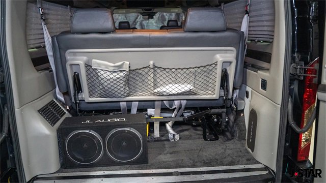 Used 2018 Ford Transit 150 148 Low Roof w/ Exterior Upgrade Package image 20