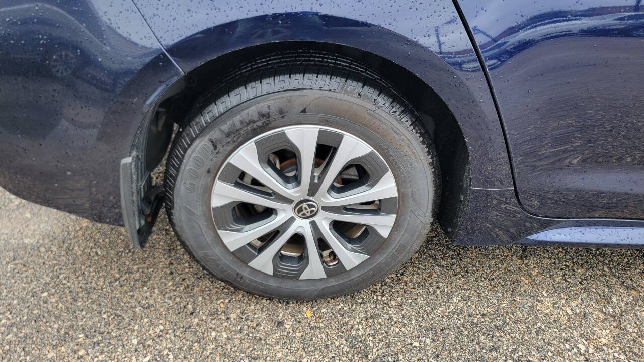 Used 2020 Toyota Corolla LE FWD image 24