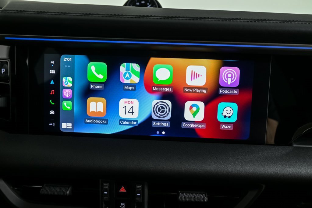 New 2025 Porsche Macan 4 Electric image 16