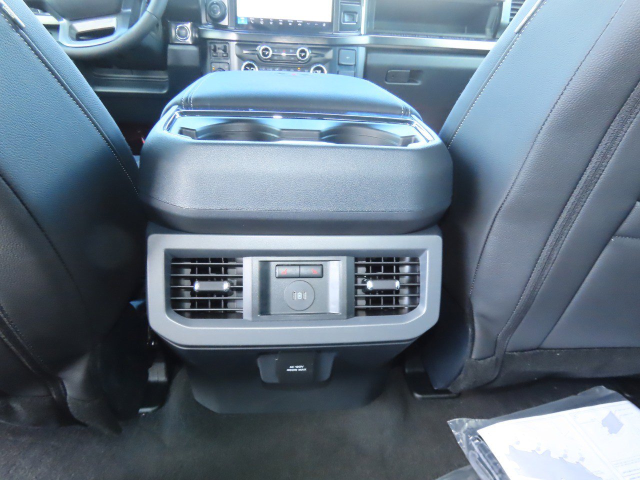 New 2026 Ford F250 Lariat w/ Black Appearance Package image 24