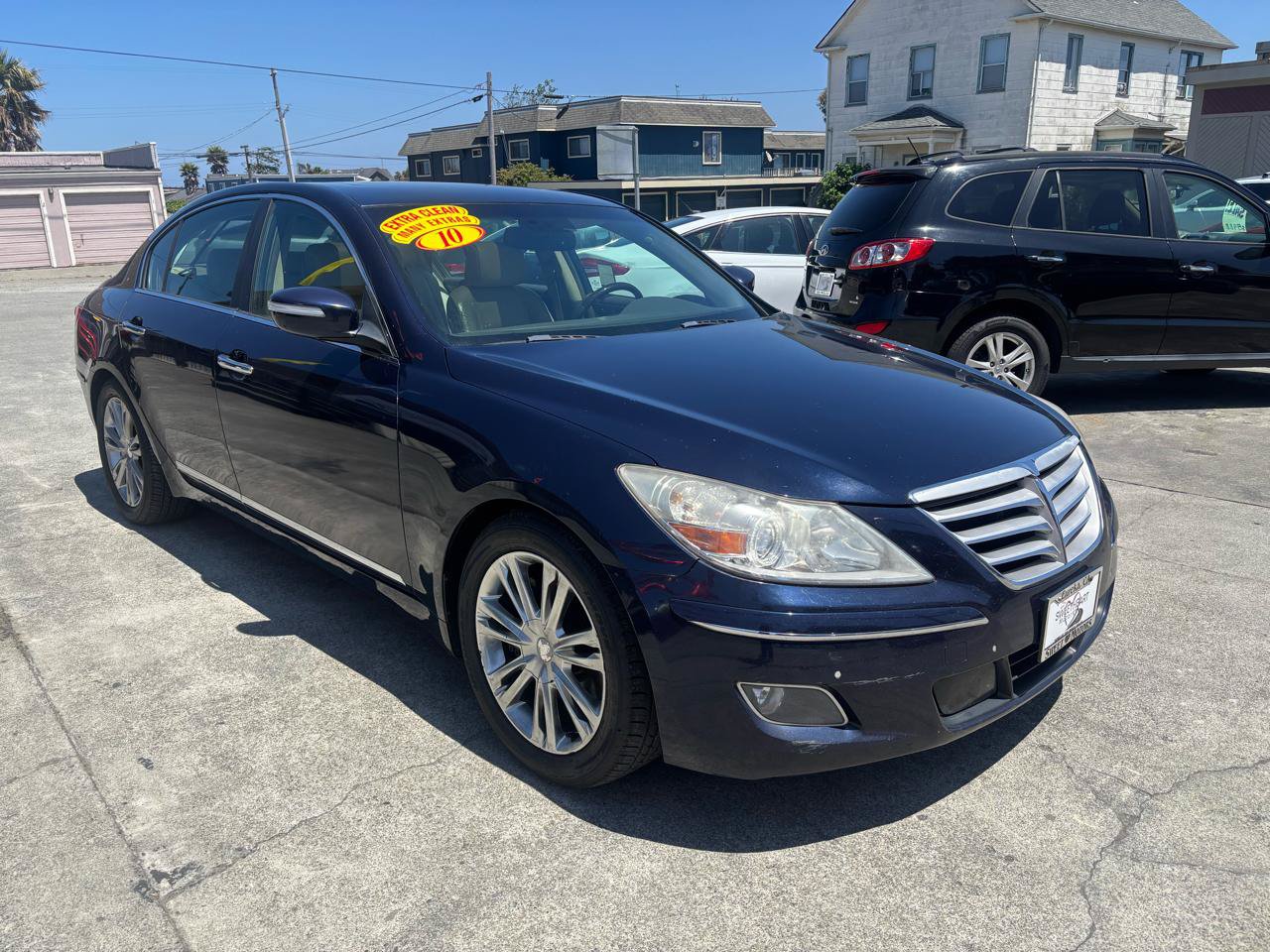 Used 2010 Hyundai Genesis 4.6 w/ Technology Pkg 5 RWD image 3