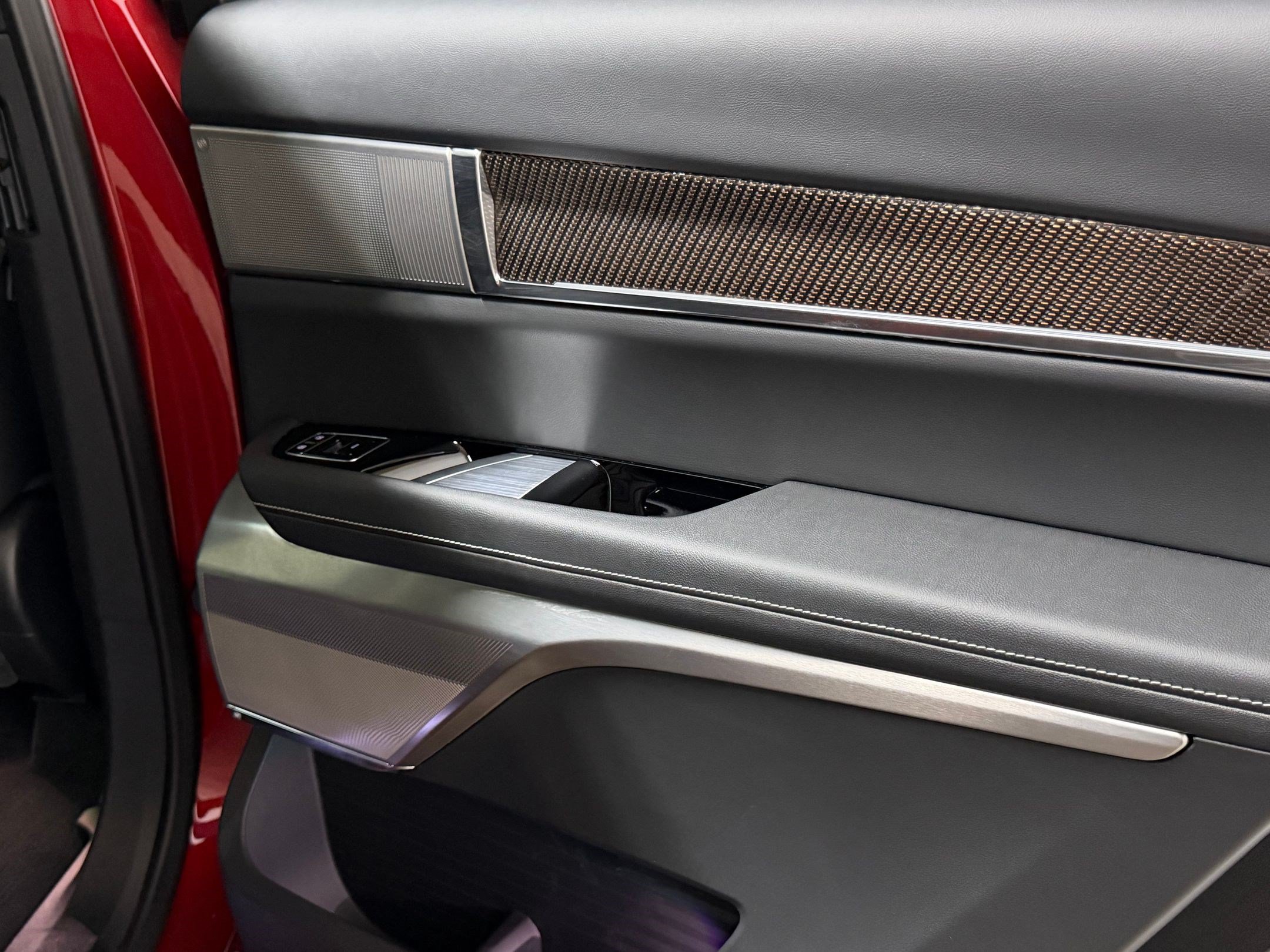 New 2026 Cadillac Vistiq Sport AWD/4WD image 48