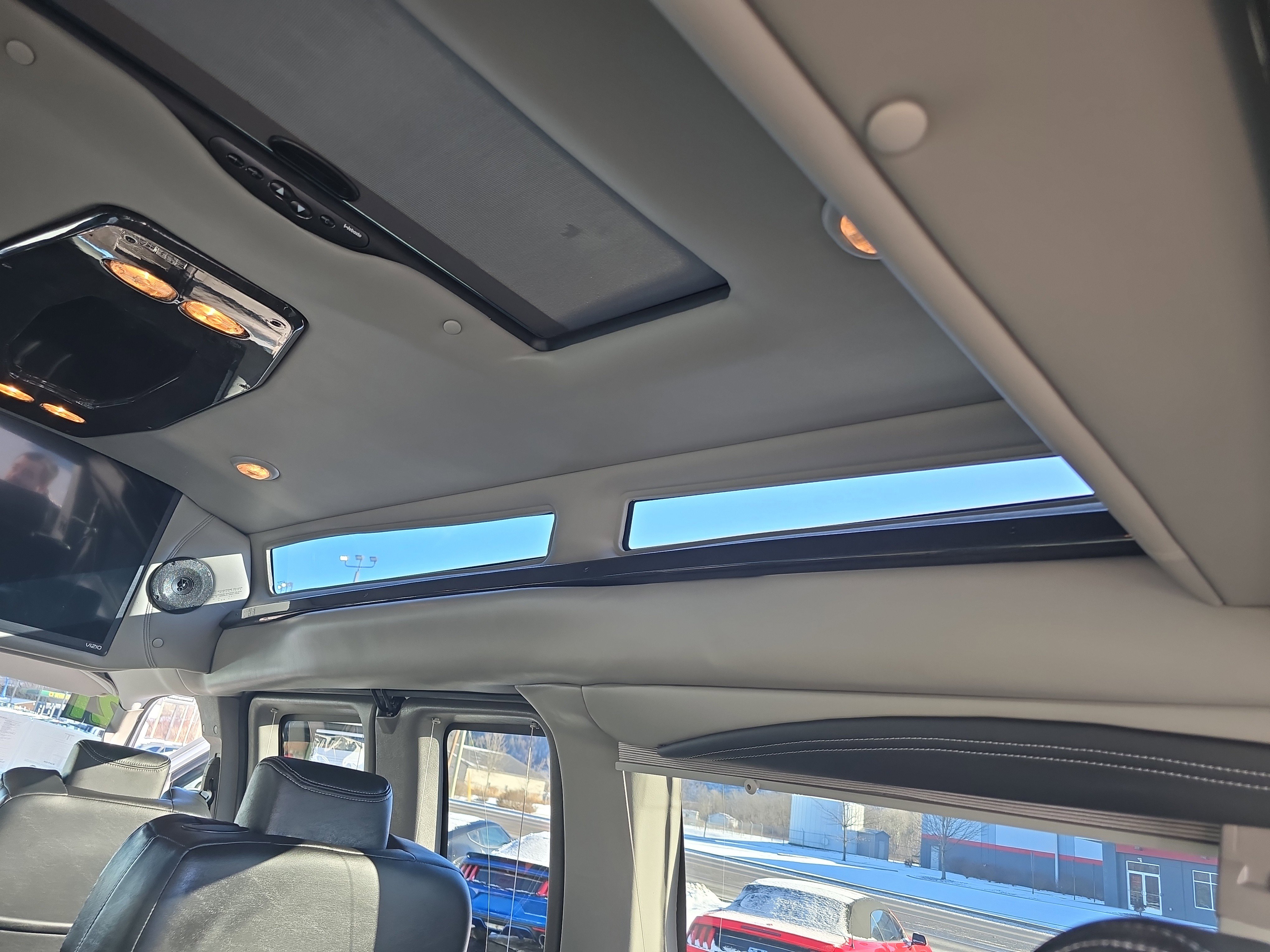 Used 2021 Chevrolet Express 2500 LS w/ Enhanced Convenience Package image 49