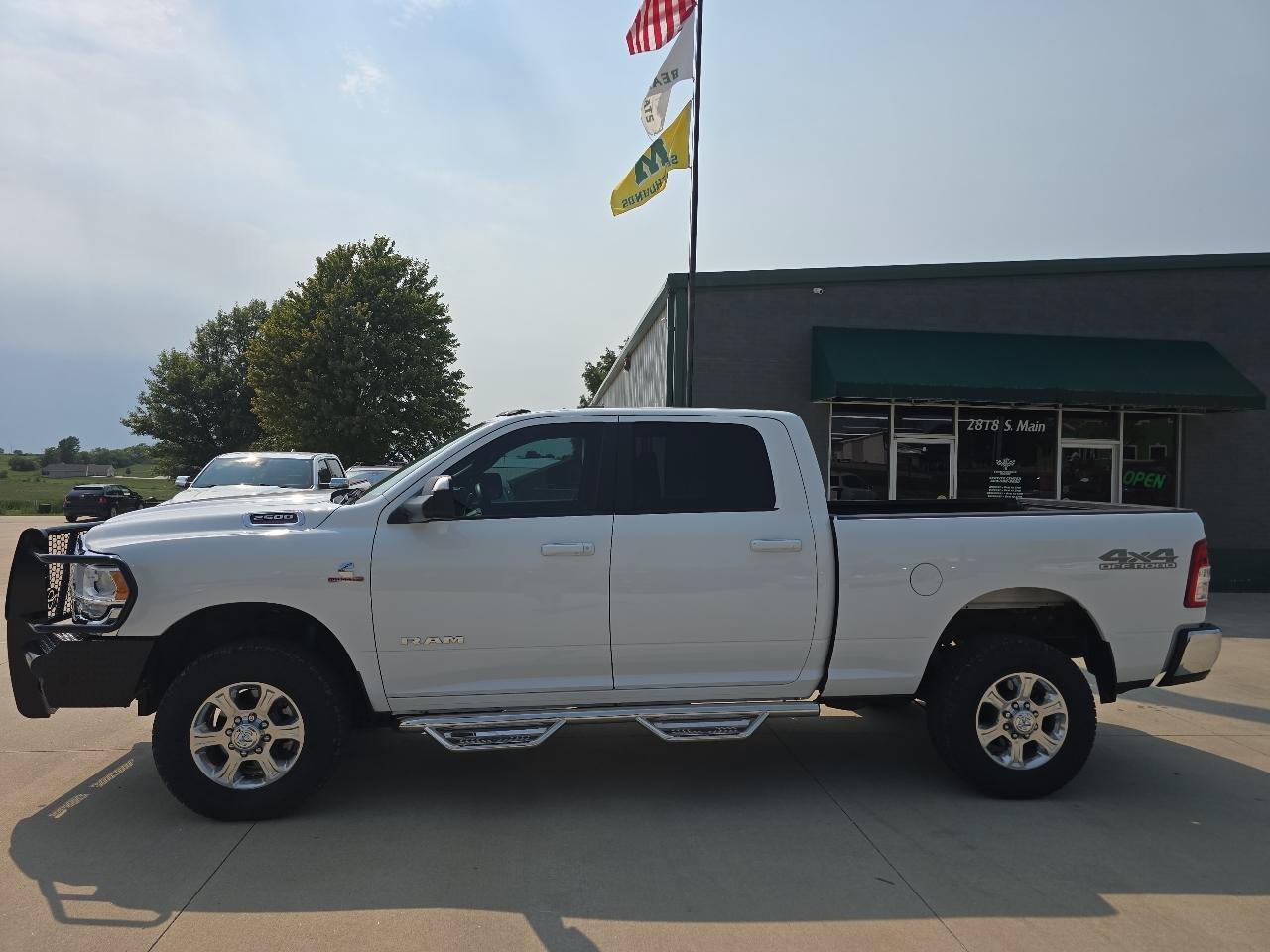 Used 2022 RAM 2500 Lone Star w/ Level A Equipment Group AWD/4WD image 2