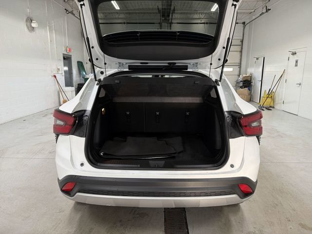 Certified 2025 Chevrolet Trax LT w/ LT Convenience Package image 15