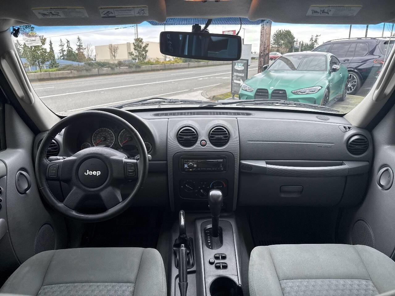 Used 2007 Jeep Liberty Sport image 28