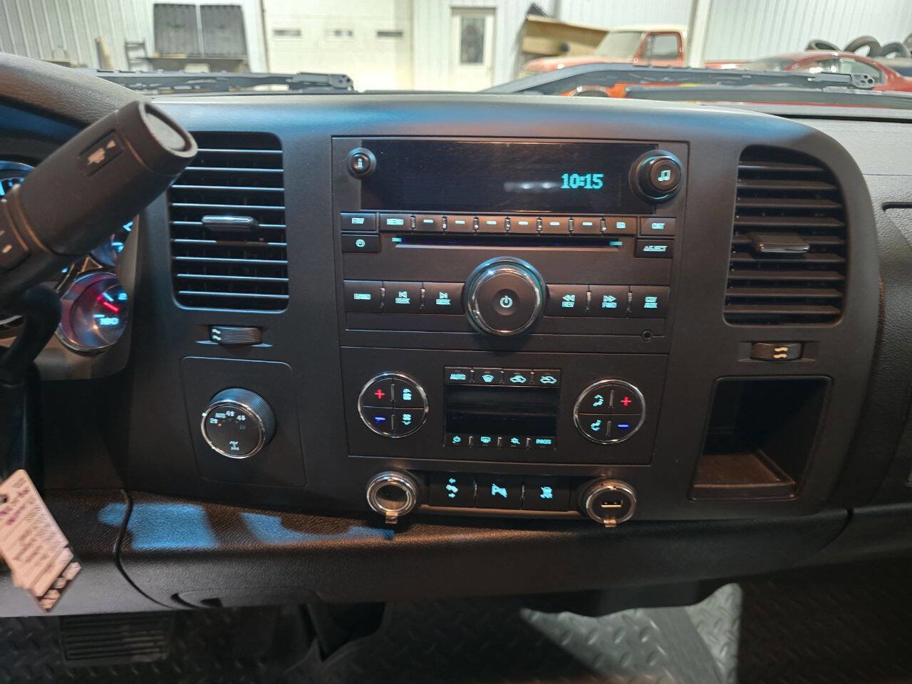 Used 2011 Chevrolet Silverado 1500 LT w/ All-Star Edition image 42