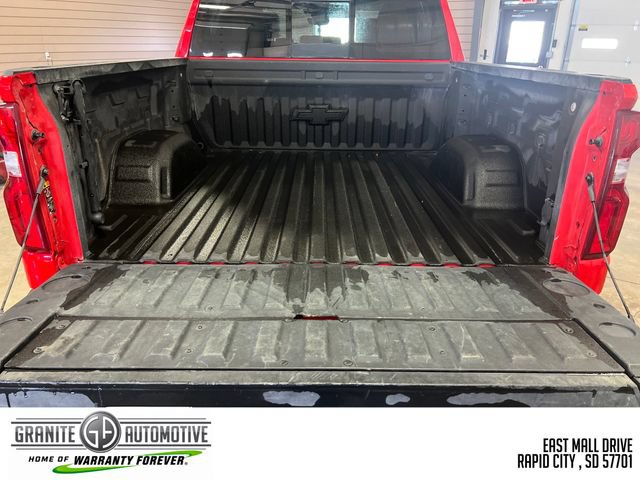 Used 2025 Chevrolet Silverado 1500 ZR2 w/ Technology Package AWD/4WD image 28