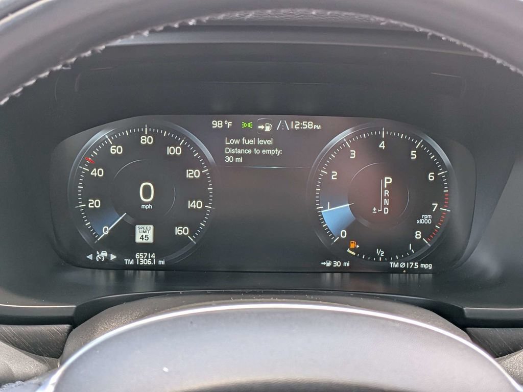 Used 2019 Volvo V90 T5 Cross Country w/ Protection Package Premier AWD/4WD image 41