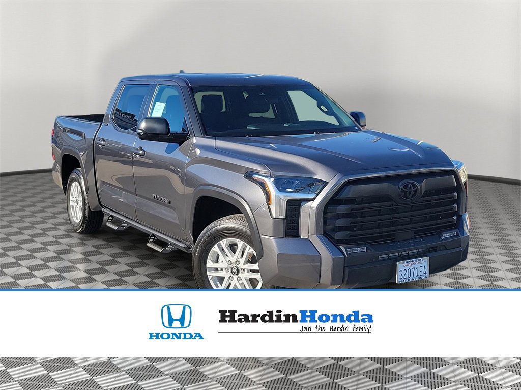 Used 2025 Toyota Tundra SR5 image 1