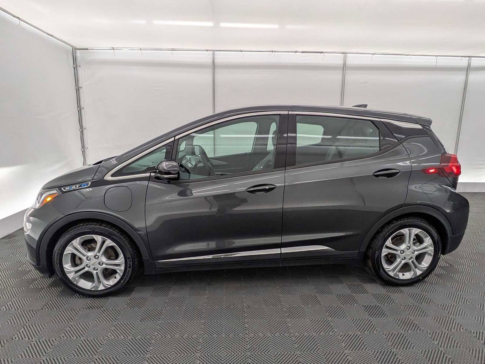 Used 2020 Chevrolet Bolt LT image 3