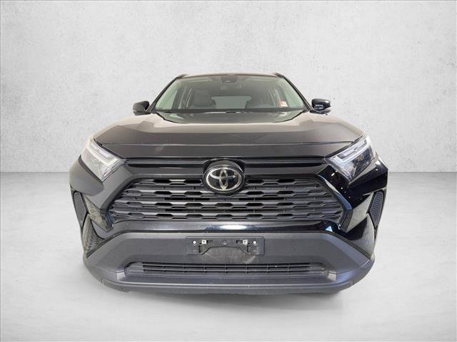 Used 2025 Toyota RAV4 XLE FWD image 8