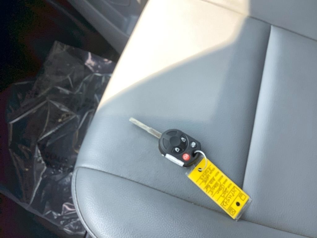 Used 2019 Ford Transit 150 130 Medium Roof image 23