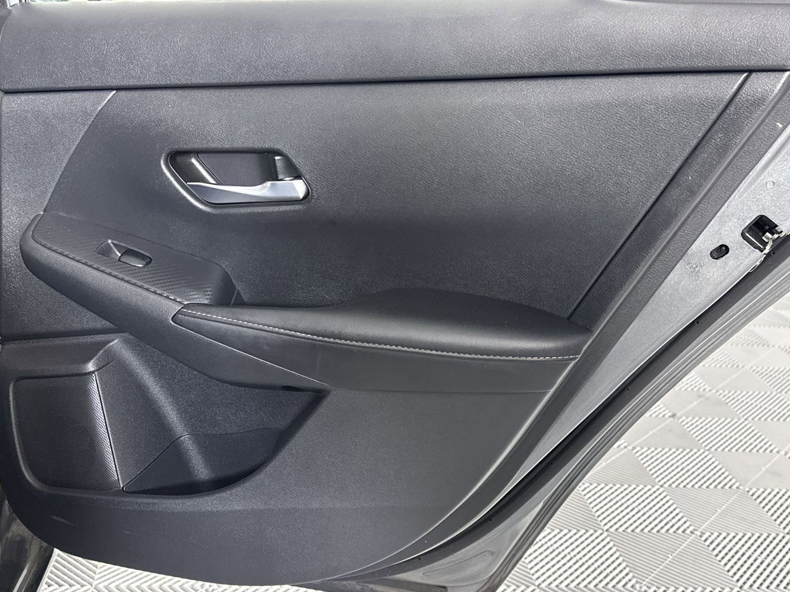 Certified 2021 Nissan Sentra SV w/ Trunk Package FWD image 32