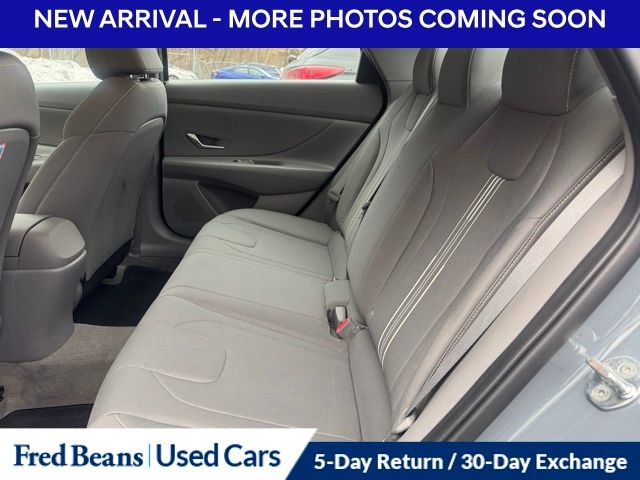 Used 2023 Hyundai Elantra SEL image 9