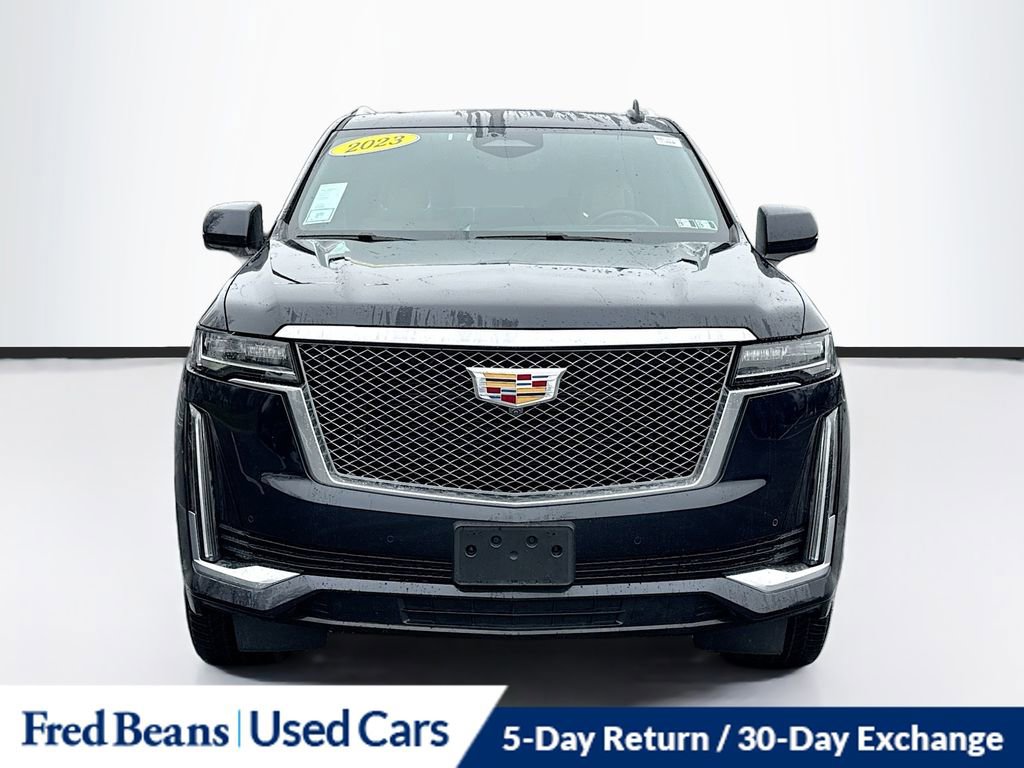 Used 2023 Cadillac Escalade Premium Luxury w/ LPO, Radiant Package AWD/4WD image 2