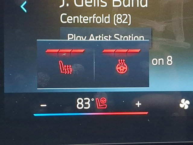 Certified 2025 BMW X1 xDrive28i w/ Premium Package image 25