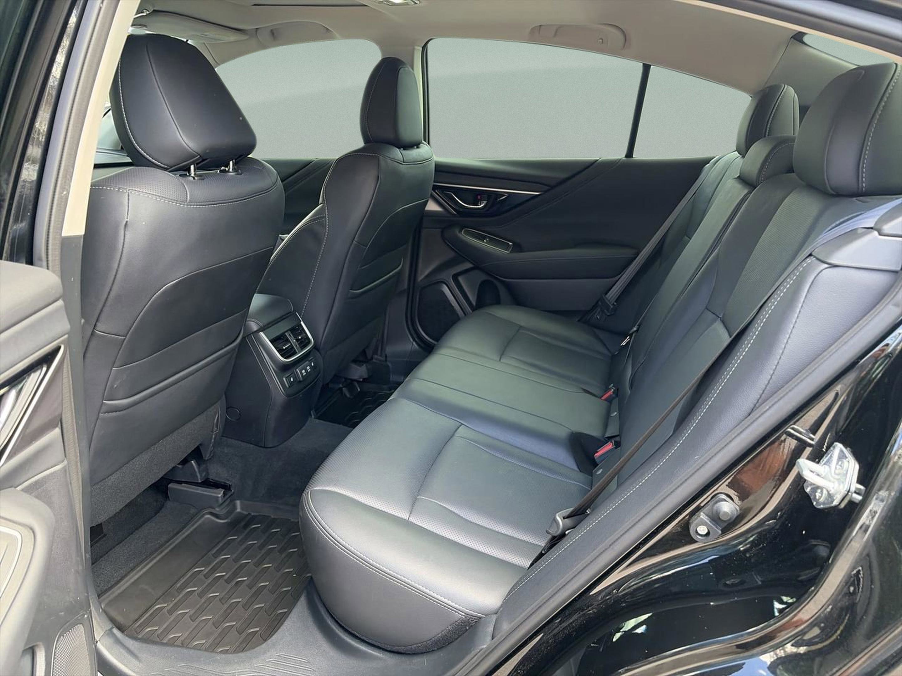 Used 2022 Subaru Legacy Limited image 17