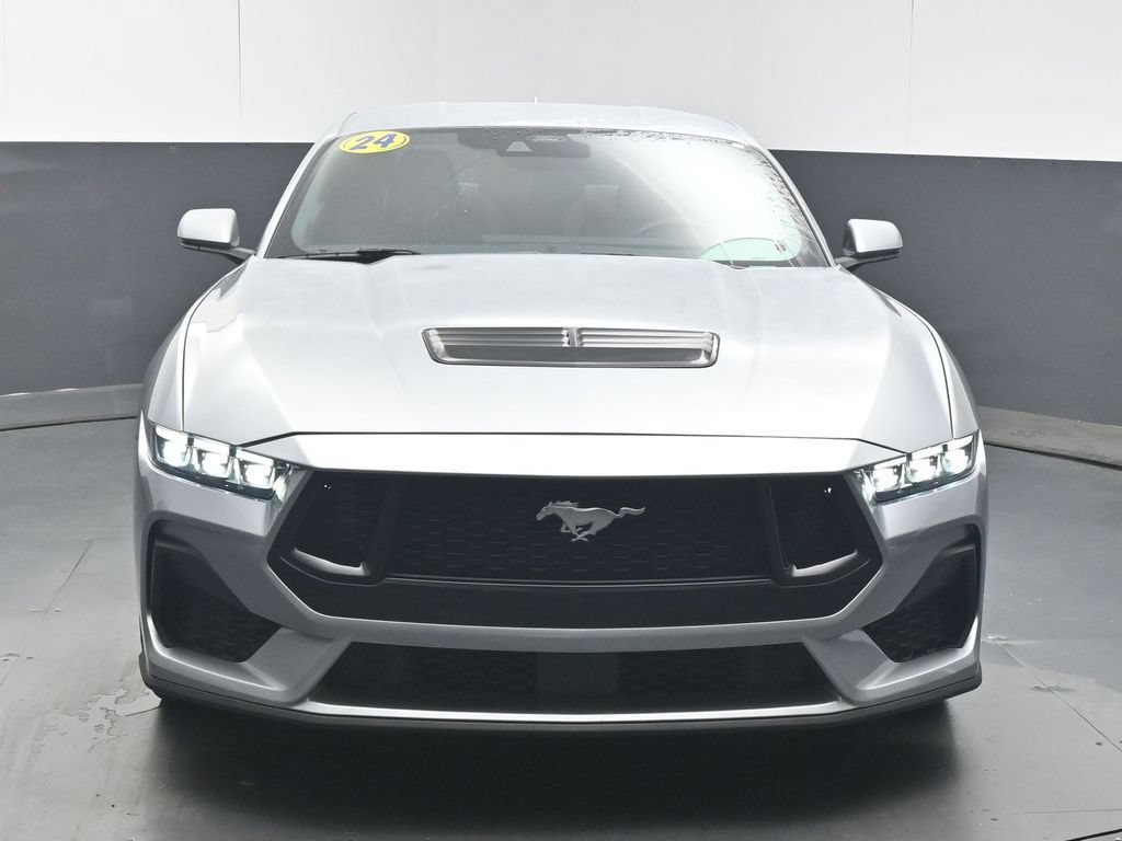 Used 2024 Ford Mustang GT Premium RWD image 3