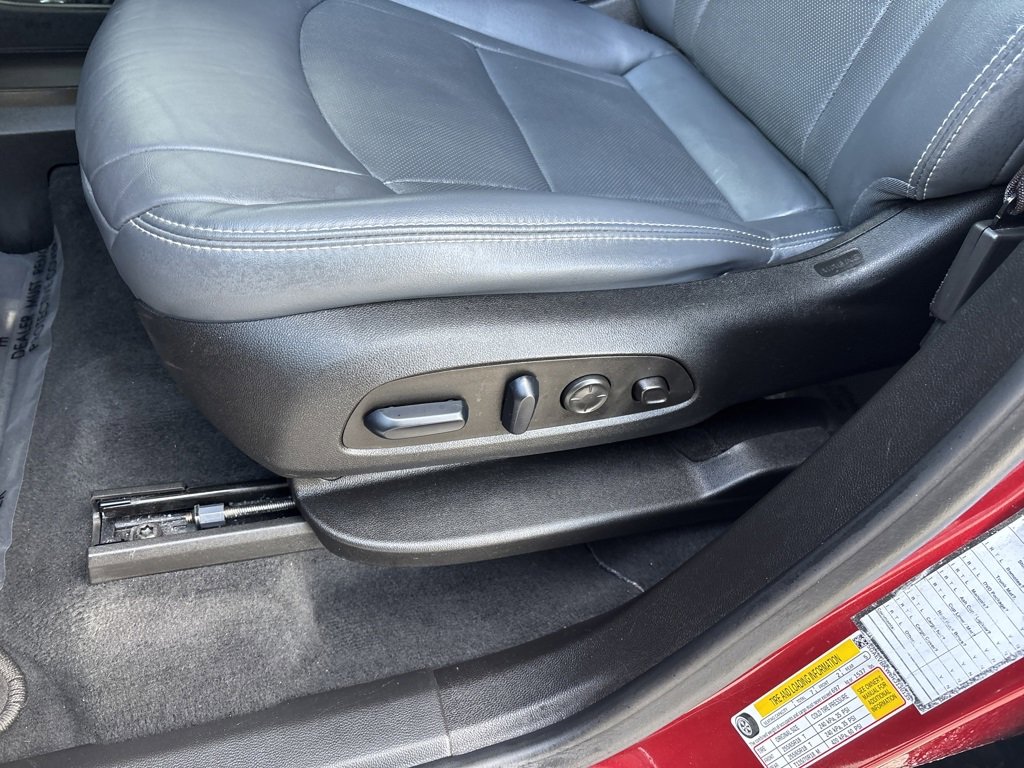 Used 2024 Buick Enclave Premium image 24