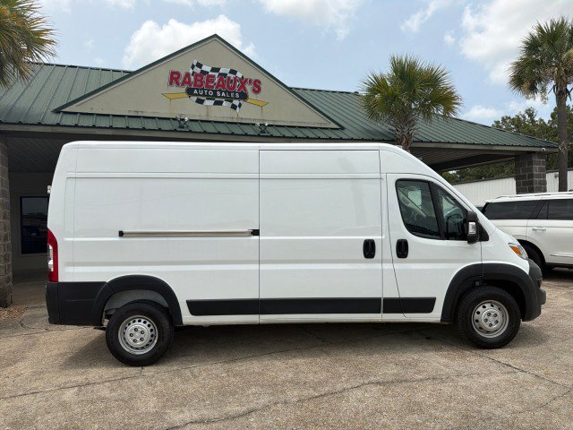 Used 2025 RAM ProMaster 2500 w/ Convenience Group FWD image 2