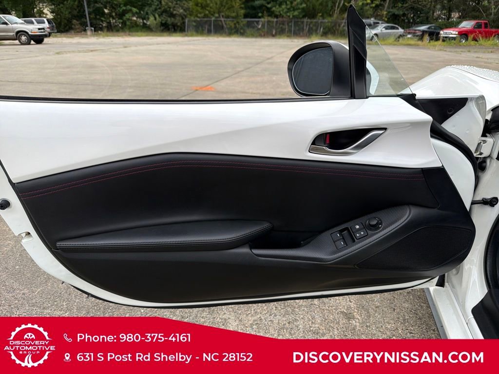 Used 2018 MAZDA MX-5 Miata Grand Touring image 9