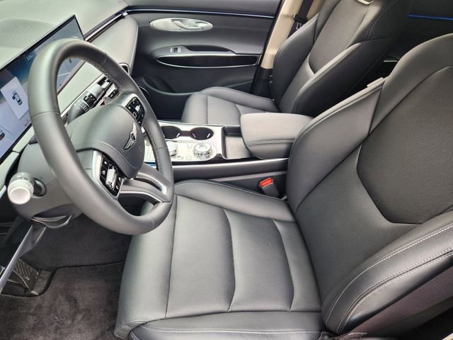 Used 2026 Genesis GV70 2.5T image 9