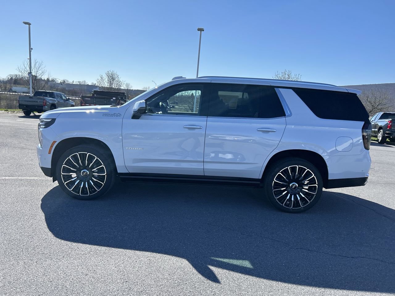New 2026 Chevrolet Tahoe High Country AWD/4WD image 4