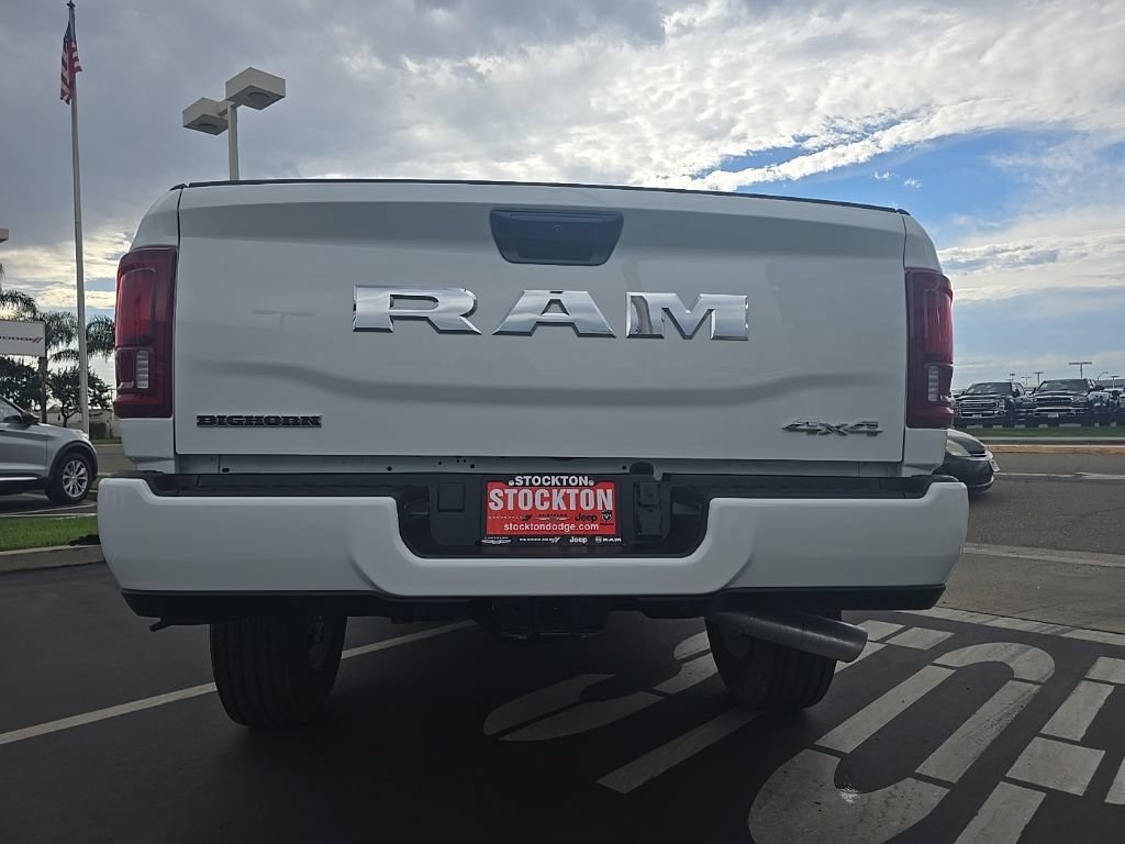 New 2026 RAM 2500 Big Horn AWD/4WD image 13