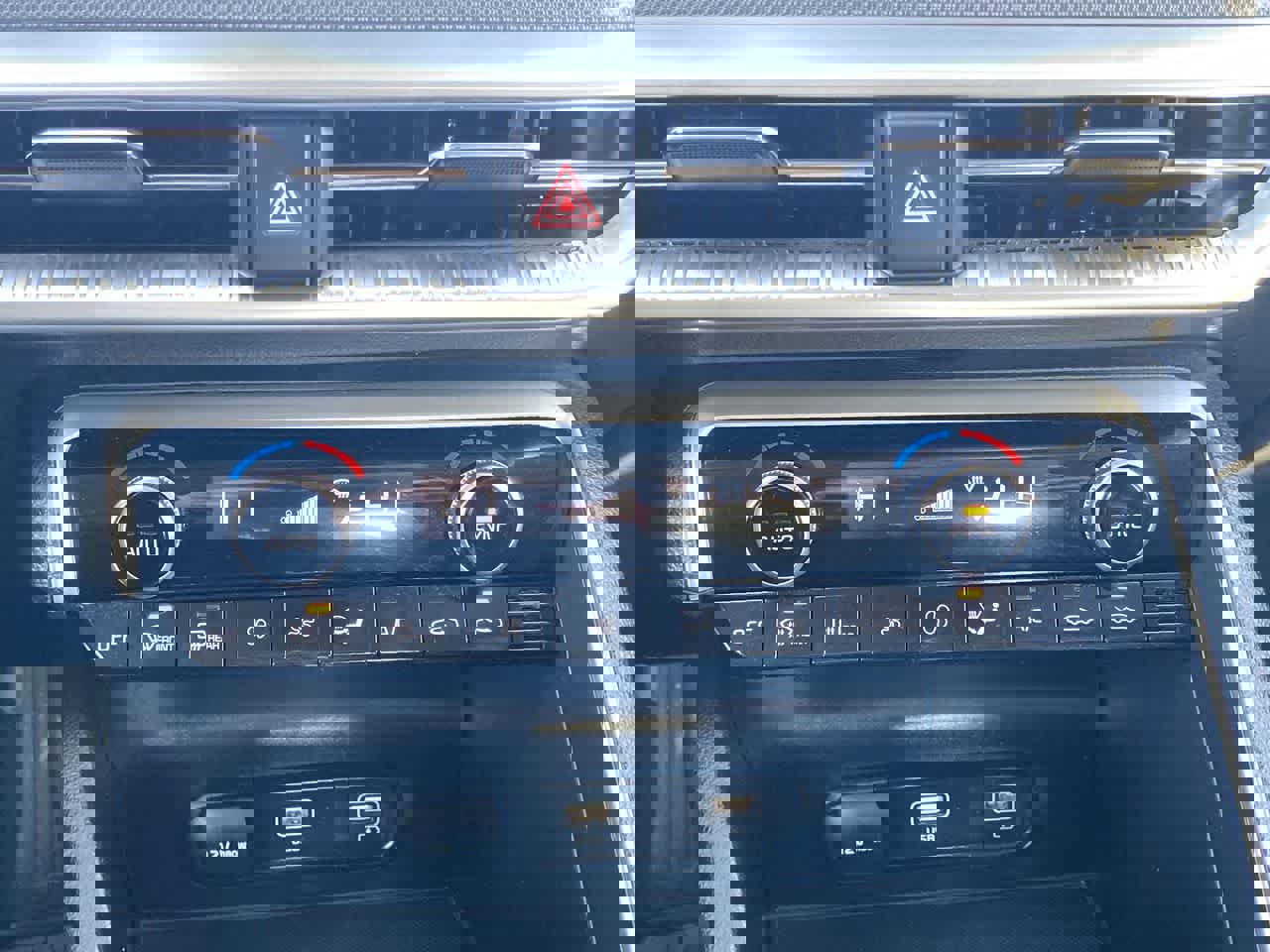 Used 2023 Kia K5 LXS image 18