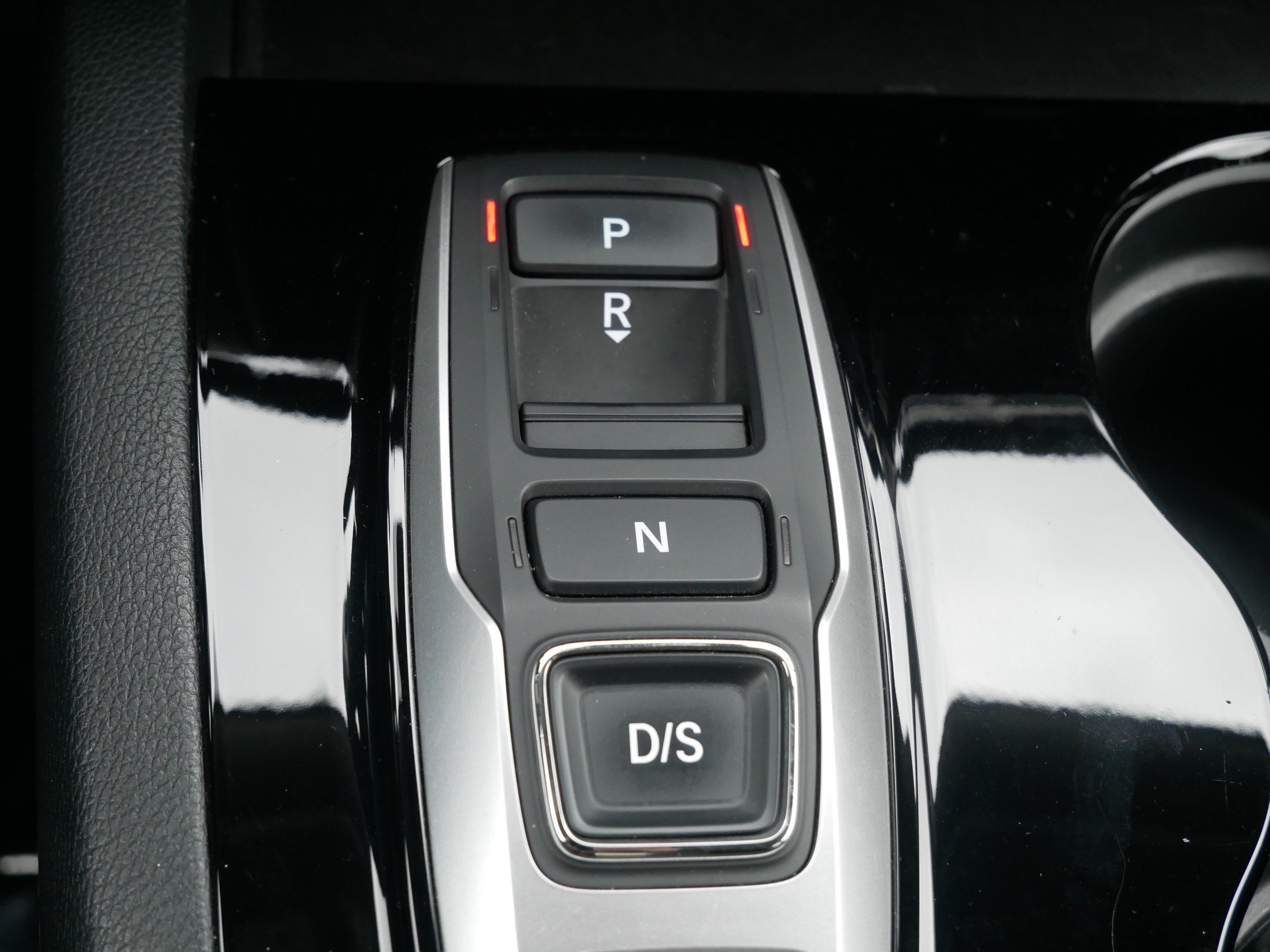 Used 2022 Honda Pilot Touring image 25