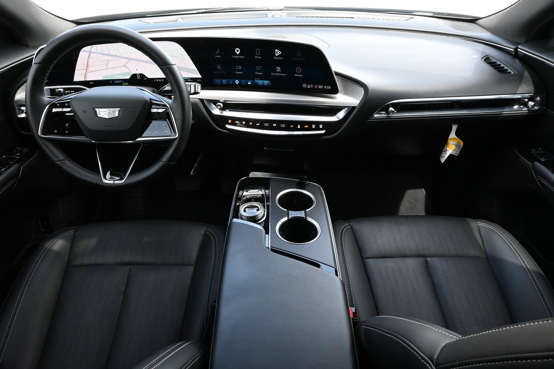 Certified 2024 Cadillac Lyriq Luxury RWD image 8